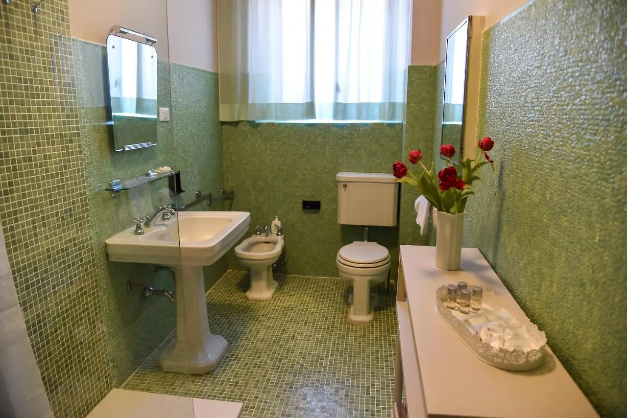 Lily Apartment Florence Italy