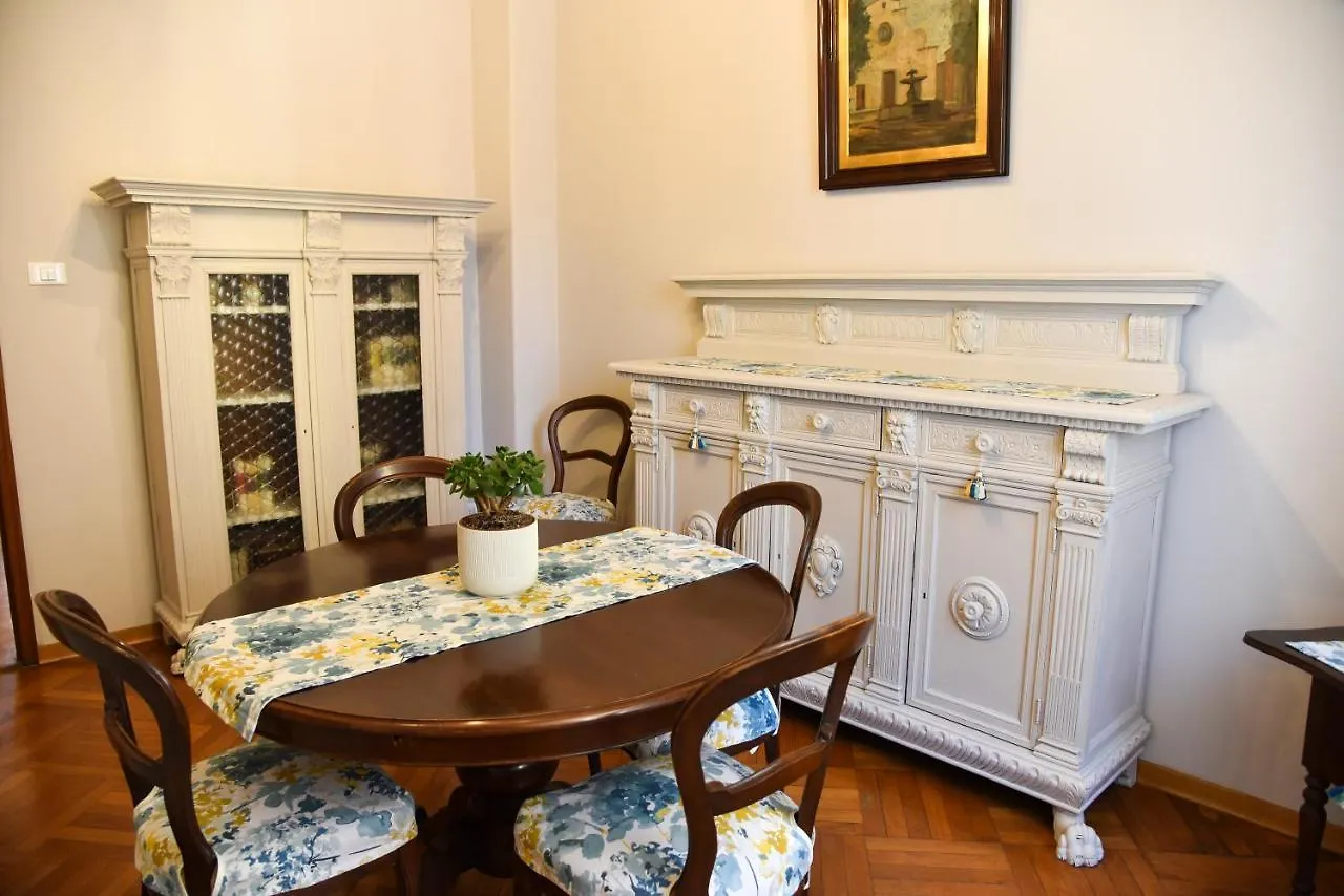 Lily Apartment Florence