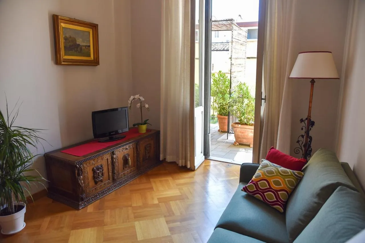 Lily Apartment Florence